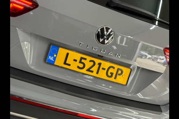 Volkswagen Tiguan 1.5 TSI Elegance | Moonstone Grey | IQ.Light Matrix LED | Massage | Camera | Trekhaak | Park Assist |ACC Stop&Go