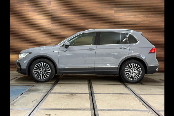 Volkswagen Tiguan 1.5 TSI Elegance | Moonstone Grey | IQ.Light Matrix LED | Massage | Camera | Trekhaak | Park Assist |ACC Stop&Go