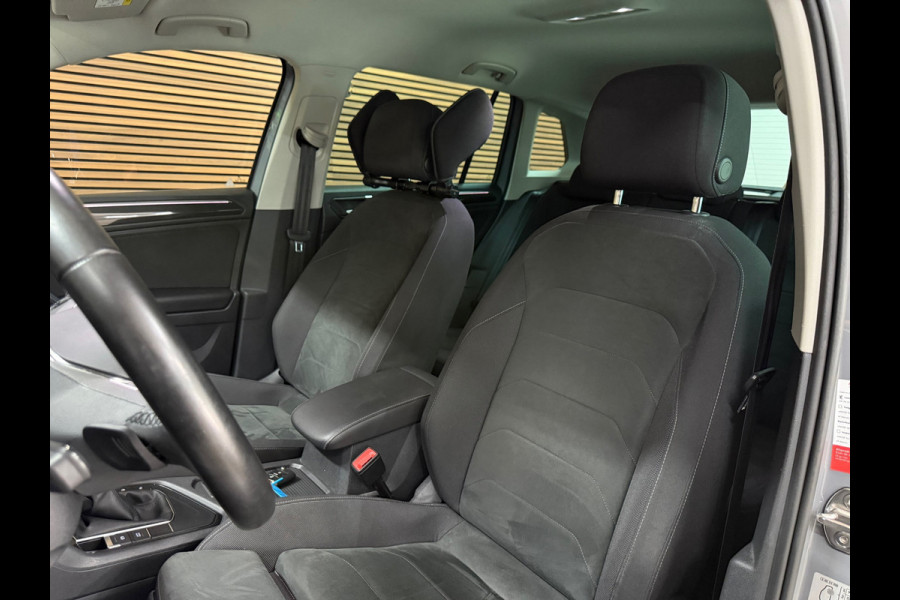 Volkswagen Tiguan 1.5 TSI Elegance | Moonstone Grey | IQ.Light Matrix LED | Massage | Camera | Trekhaak | Park Assist |ACC Stop&Go