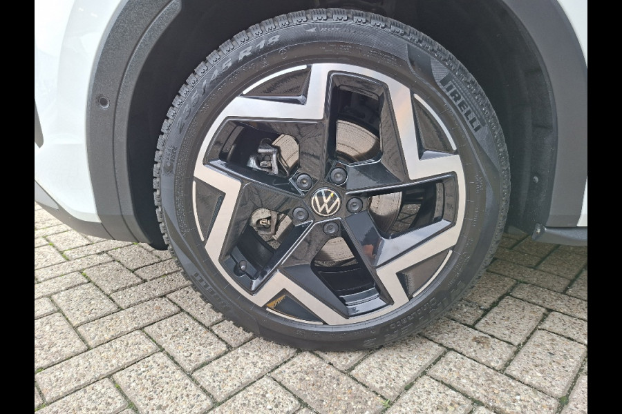 Volkswagen T-Roc 1.5 eTsi Style AUTOMAAT * 29-12-2030 Garantie *11.000KM! * Parkeercamera *Navigatiesysteem *