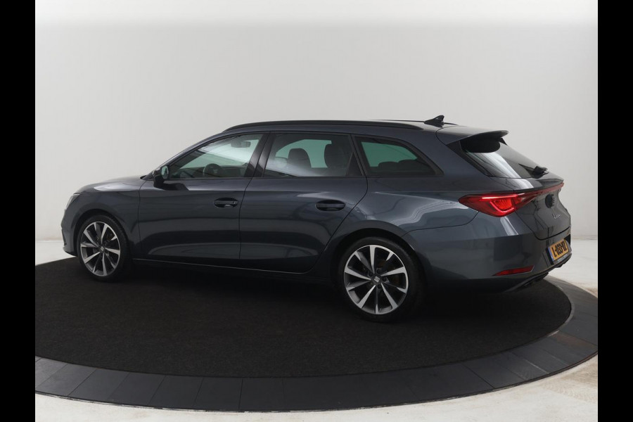 Seat Leon Sportstourer 1.5 TSI FR | Half leder | Cruise control | Climate control | Sfeerverlichting | Park assist | Carplay | Full LED | Virtueel dashboard | 18" velgen