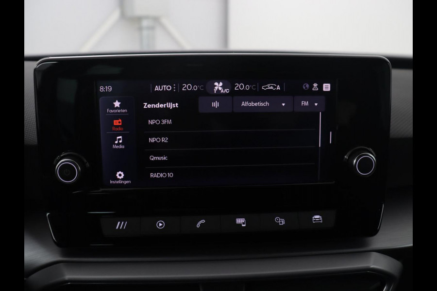 Seat Leon Sportstourer 1.5 TSI FR | Half leder | Cruise control | Climate control | Sfeerverlichting | Park assist | Carplay | Full LED | Virtueel dashboard | 18" velgen