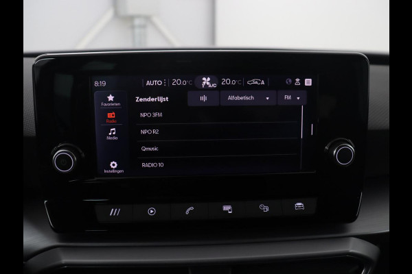 Seat Leon Sportstourer 1.5 TSI FR | Half leder | Cruise control | Climate control | Sfeerverlichting | Park assist | Carplay | Full LED | Virtueel dashboard | 18" velgen