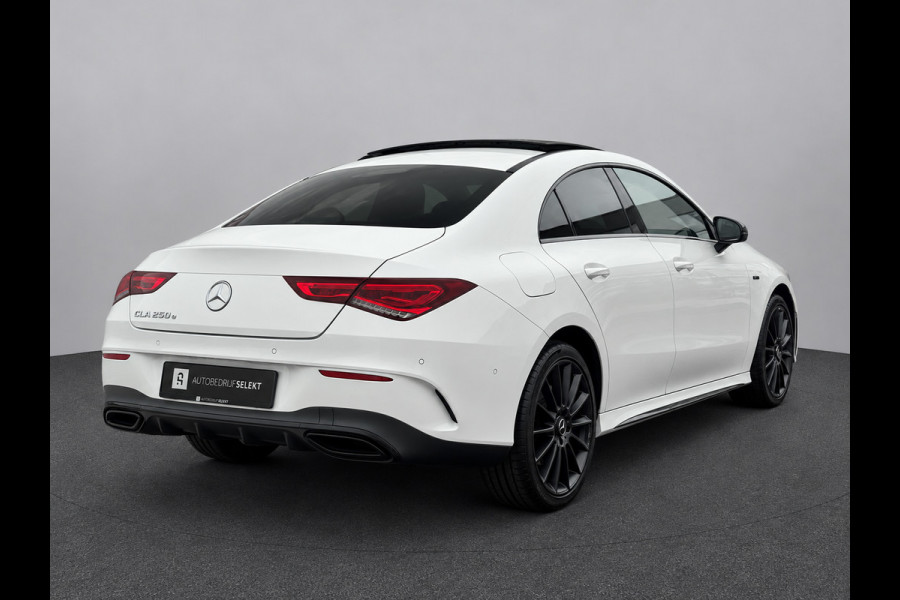 Mercedes-Benz CLA-Klasse 250 e AMG Night | Pano | Burmester | Camera | Carplay | Sfeerverlichting | Dodehoek