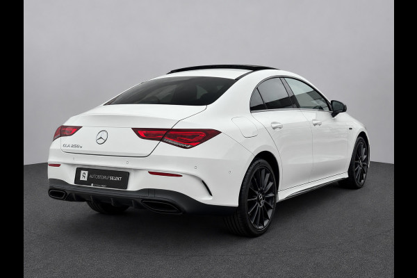 Mercedes-Benz CLA-Klasse 250 e AMG Night | Pano | Burmester | Camera | Carplay | Sfeerverlichting | Dodehoek