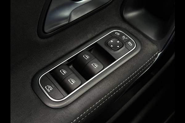 Mercedes-Benz CLA-Klasse 250 e AMG Night | Pano | Burmester | Camera | Carplay | Sfeerverlichting | Dodehoek