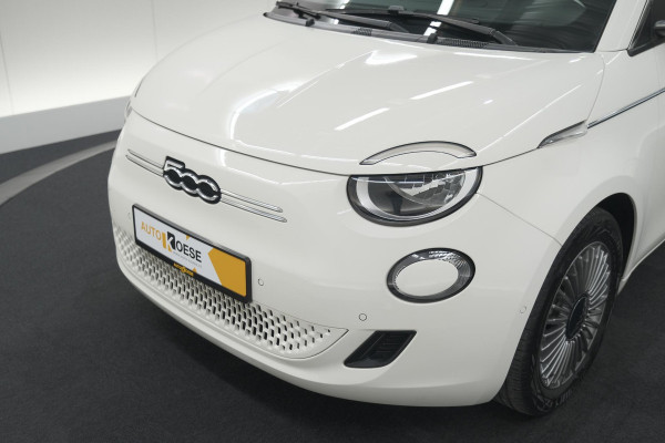 Fiat 500 Icon 42 kWh | 96.4% SoH | Dodehoekdetectie | Camera | Parkeersensoren | Pack Winter