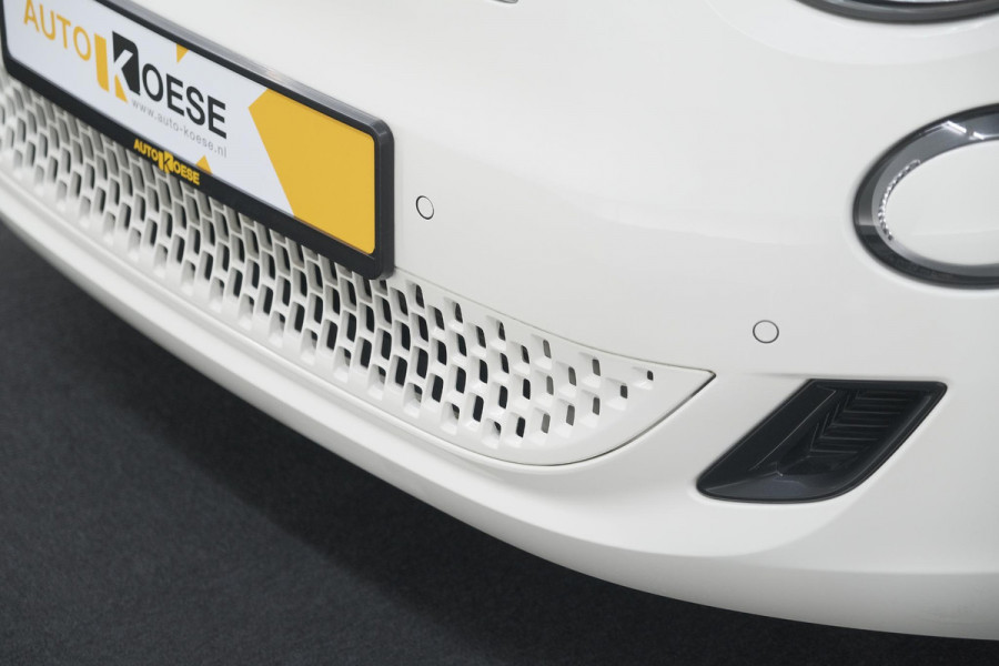 Fiat 500 Icon 42 kWh | 96.4% SoH | Dodehoekdetectie | Camera | Parkeersensoren | Pack Winter