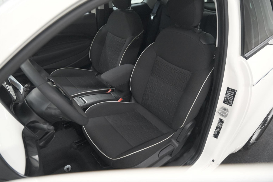 Fiat 500 Icon 42 kWh | 96.4% SoH | Dodehoekdetectie | Camera | Parkeersensoren | Pack Winter
