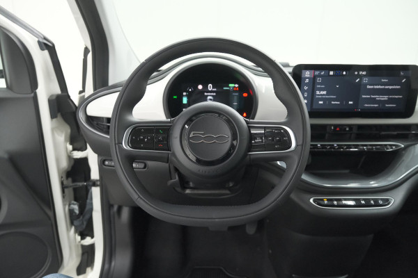 Fiat 500 Icon 42 kWh | 96.4% SoH | Dodehoekdetectie | Camera | Parkeersensoren | Pack Winter