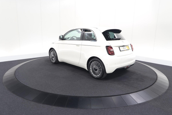 Fiat 500 Icon 42 kWh | 96.4% SoH | Dodehoekdetectie | Camera | Parkeersensoren | Pack Winter