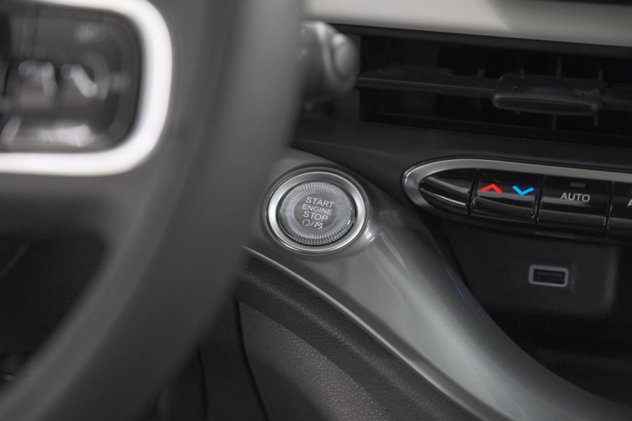 Fiat 500 Icon 42 kWh | 96.4% SoH | Dodehoekdetectie | Camera | Parkeersensoren | Pack Winter
