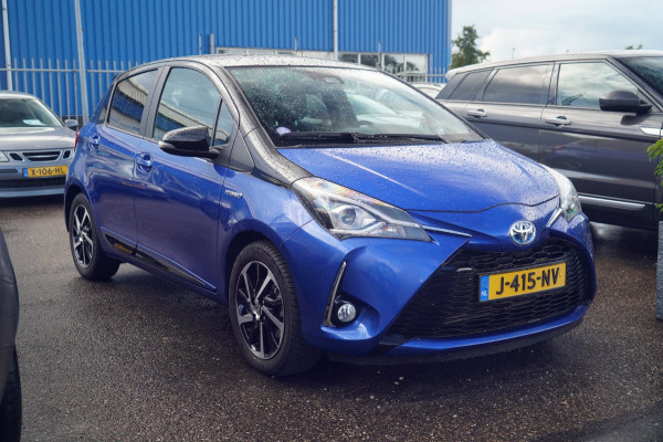 Toyota Yaris 1.5 Hybrid Selection / Dealeronderhouden / Two Tone / Climate Control / Cruise / 16" LMV