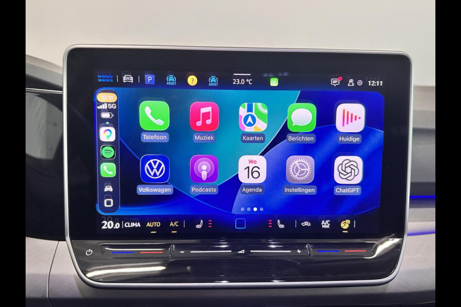 Volkswagen Golf Variant 1.5 eTSI Life DSG Navigatie Apple Carplay Android Auto Parkeerhulp Adaptive Cruise Control Stoel- en stuurverwarming Sfeerverlichting Virtual Cockpit Climate Control