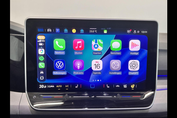 Volkswagen Golf Variant 1.5 eTSI Life DSG Navigatie Apple Carplay Android Auto Parkeerhulp Adaptive Cruise Control Stoel- en stuurverwarming Sfeerverlichting Virtual Cockpit Climate Control