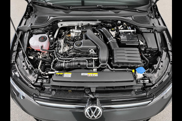 Volkswagen Golf Variant 1.5 eTSI Life DSG Navigatie Apple Carplay Android Auto Parkeerhulp Adaptive Cruise Control Stoel- en stuurverwarming Sfeerverlichting Virtual Cockpit Climate Control
