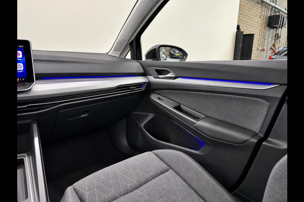Volkswagen Golf Variant 1.5 eTSI Life DSG Navigatie Apple Carplay Android Auto Parkeerhulp Adaptive Cruise Control Stoel- en stuurverwarming Sfeerverlichting Virtual Cockpit Climate Control