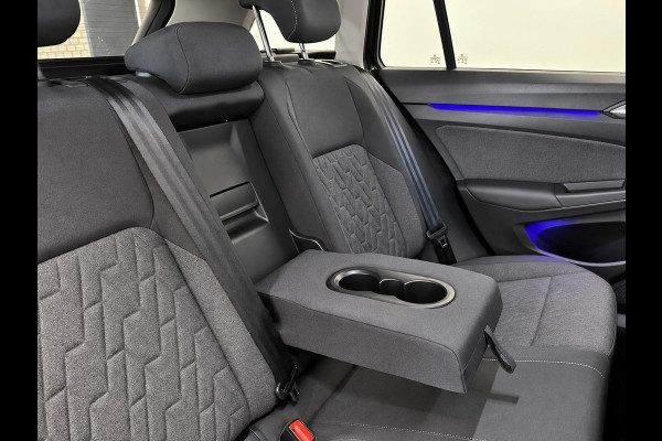 Volkswagen Golf Variant 1.5 eTSI Life DSG Navigatie Apple Carplay Android Auto Parkeerhulp Adaptive Cruise Control Stoel- en stuurverwarming Sfeerverlichting Virtual Cockpit Climate Control