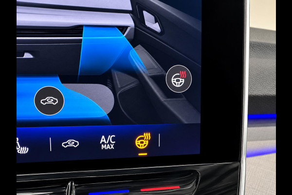 Volkswagen Golf Variant 1.5 eTSI Life DSG Navigatie Apple Carplay Android Auto Parkeerhulp Adaptive Cruise Control Stoel- en stuurverwarming Sfeerverlichting Virtual Cockpit Climate Control