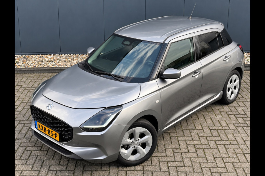 Suzuki Swift 1.2 Select Smart Hybrid | Stoelverwarming | Apple Carplay/Android Auto | Cruise control | Camera | Meer foto's volgen!