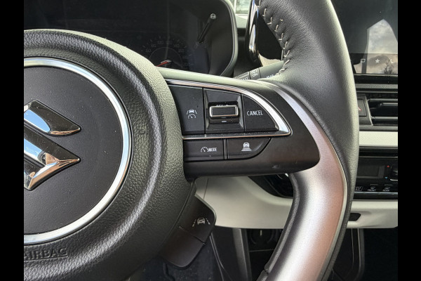 Suzuki Swift 1.2 Select Smart Hybrid | Stoelverwarming | Apple Carplay/Android Auto | Cruise control | Camera | Meer foto's volgen!