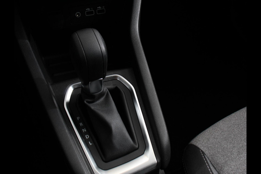 Renault Clio 1.0 TCe 90 GPF Automaat evolution Navigatie Apple Carplay/Android Auto Airco Dab Led Parkeer sensoren
