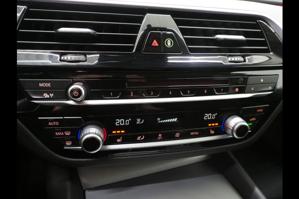 BMW 5 Serie Touring 520i Executive | Leder | Harman/Kardon | Sfeerlicht | Virtual | Stoelverwarming | LED | Carplay