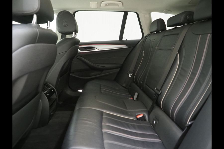 BMW 5 Serie Touring 520i Executive | Leder | Harman/Kardon | Sfeerlicht | Virtual | Stoelverwarming | LED | Carplay