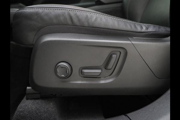 Volvo XC40 1.5 T5 Recharge Inscription | Panoramadak | Leder | Pilot Assist | Camera | Keyless | Memory | LED | Carplay