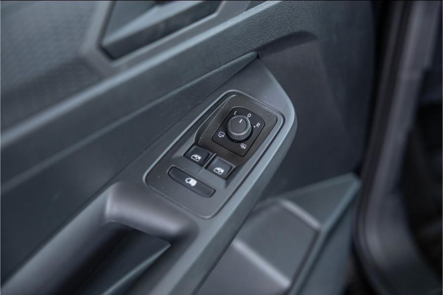 Volkswagen Caddy Cargo 2.0 TDI | Camera | CarPlay | Trekhaak | MF Stuur | Virtual Cockpit | LED | Stoelverwarming | Navigatie | Cruise control