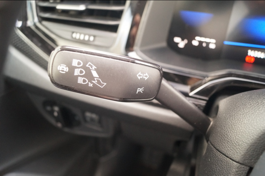 Volkswagen Taigo 1.0 TSI Life -AIRCO-LED-ACC-CARPLAY-
