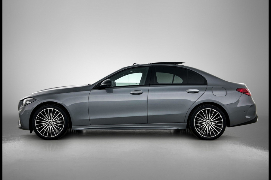 Mercedes-Benz C-Klasse 300 e 140 Years Edition | Comfortpakket Plus | Nightpakket | Winterpakket | Parkeerpakket met 360°-camera | Panoramaschuifdak | 360° camera | Warmtewerend, donkergetint glas | 19" multispaaks lichtmetalen AMG-velgen |