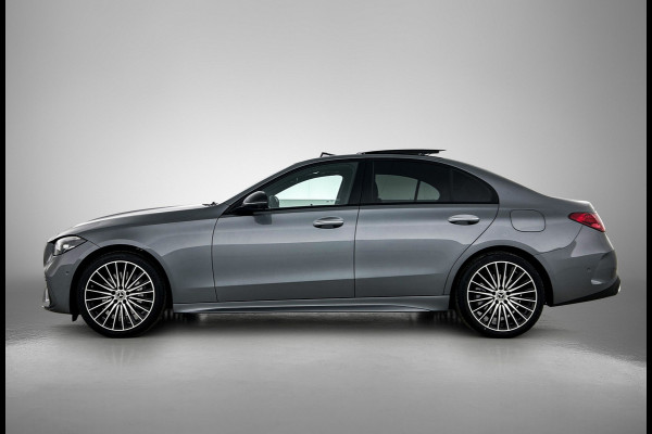 Mercedes-Benz C-Klasse 300 e 140 Years Edition | Comfortpakket Plus | Nightpakket | Winterpakket | Parkeerpakket met 360°-camera | Panoramaschuifdak | 360° camera | Warmtewerend, donkergetint glas | 19" multispaaks lichtmetalen AMG-velgen |