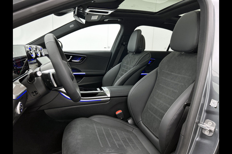 Mercedes-Benz C-Klasse 300 e 140 Years Edition | Comfortpakket Plus | Nightpakket | Winterpakket | Parkeerpakket met 360°-camera | Panoramaschuifdak | 360° camera | Warmtewerend, donkergetint glas | 19" multispaaks lichtmetalen AMG-velgen |