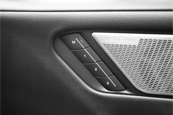 Jaguar I-PACE EV400 SE 90 kWh Pano ACC Camera 21"