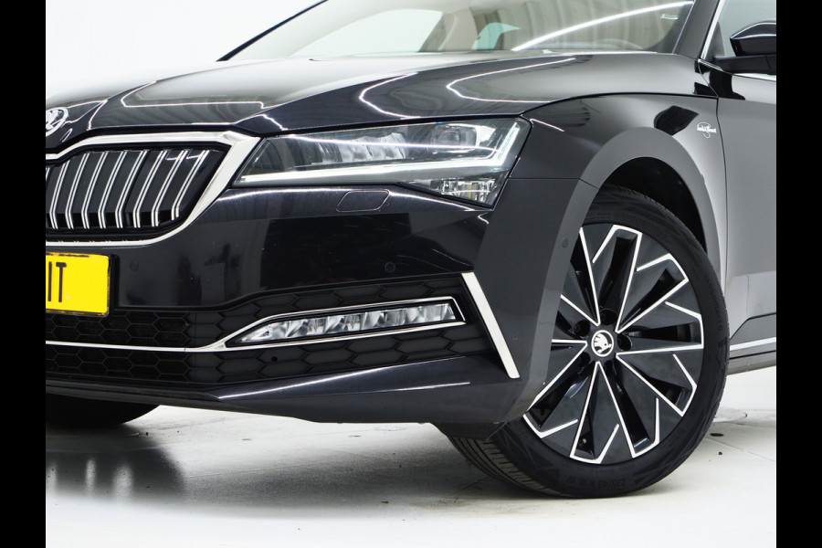 Škoda Superb Combi 1.4 TSI iV Laurin & Klement | Panoramadak | Leder | Trekhaak | Stoelkoeling | Canton | Massage | 360 | Memory