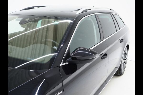 Škoda Superb Combi 1.4 TSI iV Laurin & Klement | Panoramadak | Leder | Trekhaak | Stoelkoeling | Canton | Massage | 360 | Memory