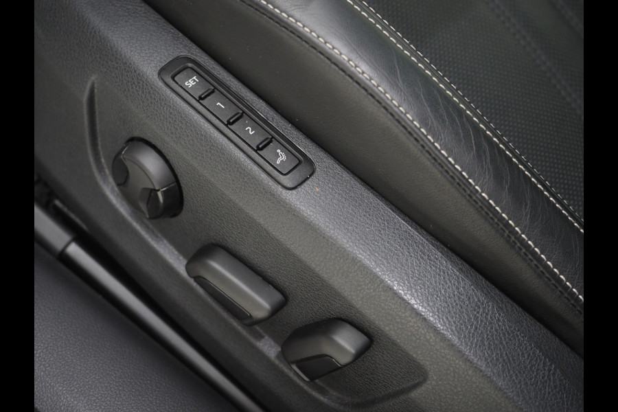 Škoda Superb Combi 1.4 TSI iV Laurin & Klement | Panoramadak | Leder | Trekhaak | Stoelkoeling | Canton | Massage | 360 | Memory