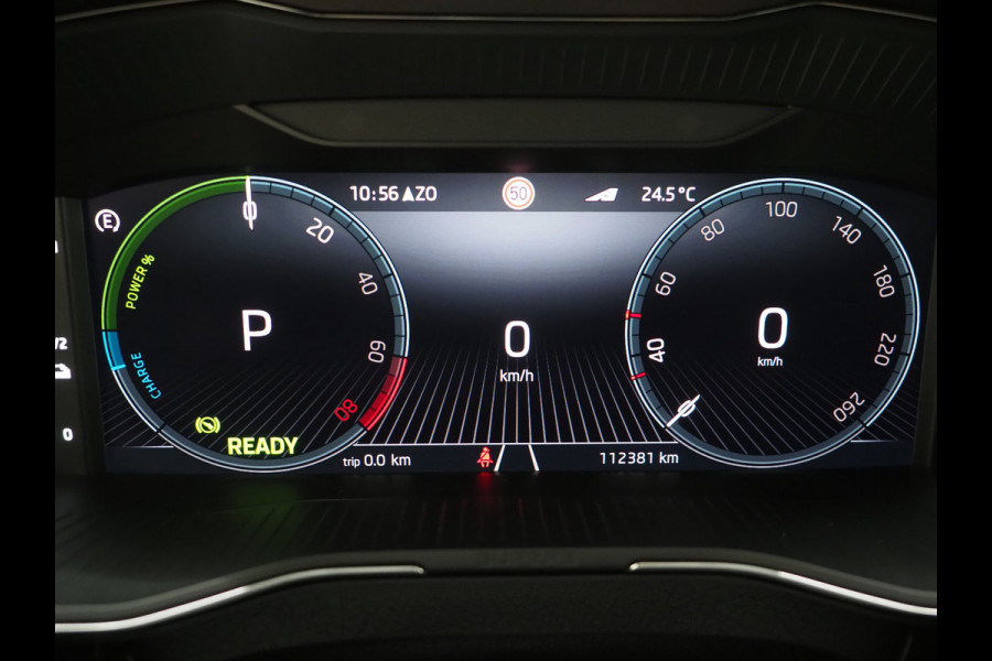 Škoda Superb Combi 1.4 TSI iV Laurin & Klement | Panoramadak | Leder | Trekhaak | Stoelkoeling | Canton | Massage | 360 | Memory