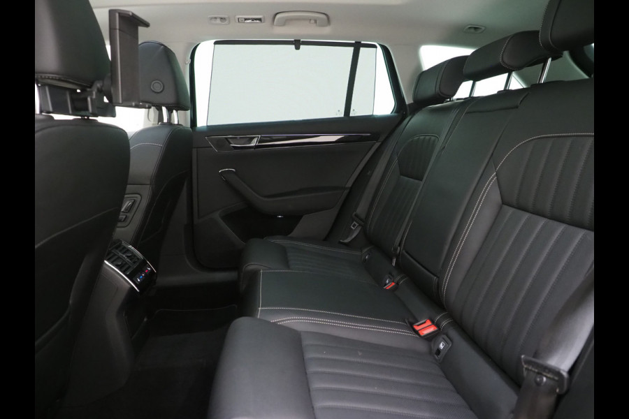 Škoda Superb Combi 1.4 TSI iV Laurin & Klement | Panoramadak | Leder | Trekhaak | Stoelkoeling | Canton | Massage | 360 | Memory