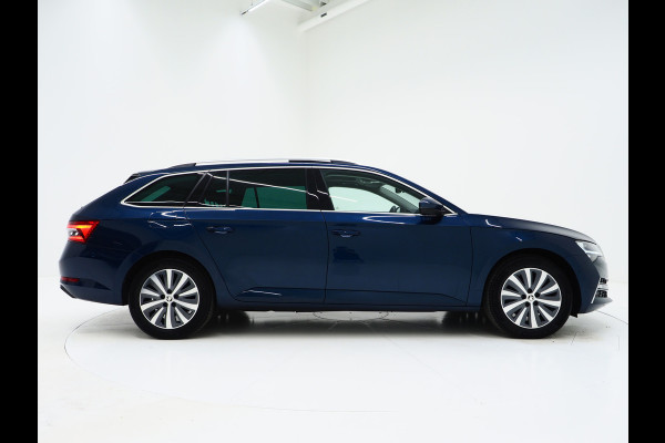 Škoda Superb Combi 1.4 TSI iV Style | Panoramadak | Leder | Trekhaak | Stoelkoeling | 360 | Memory | Keyless | Carplay