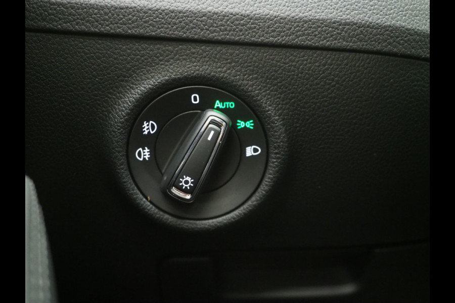 Škoda Superb Combi 1.4 TSI iV Style | Panoramadak | Leder | Trekhaak | Stoelkoeling | 360 | Memory | Keyless | Carplay