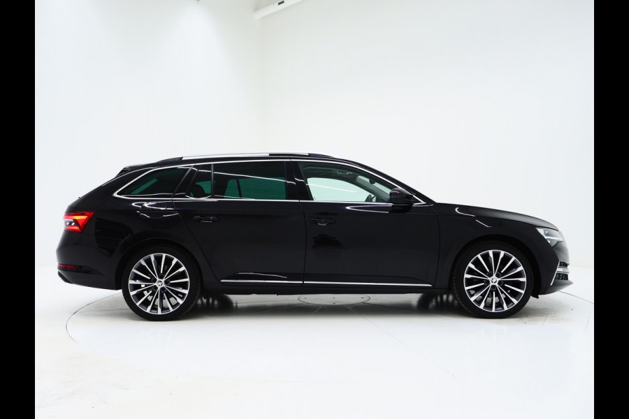 Škoda Superb Combi 1.4 TSI iV Laurin & Klement | Panoramadak | Leder | Trekhaak | Stoelkoeling | Massage | Canton | 360 | Memory