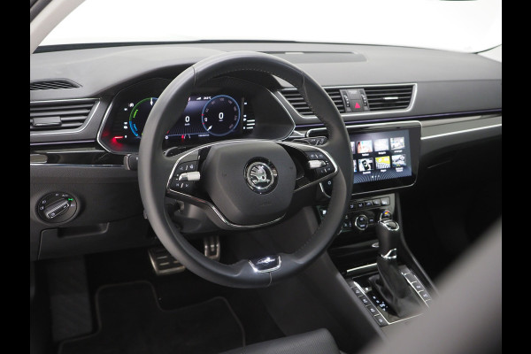 Škoda Superb Combi 1.4 TSI iV Laurin & Klement | Panoramadak | Leder | Trekhaak | Stoelkoeling | Massage | Canton | 360 | Memory