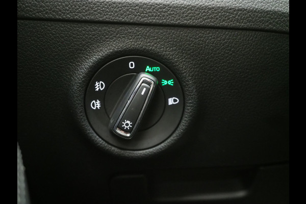 Škoda Superb Combi 1.4 TSI iV Laurin & Klement | Panoramadak | Leder | Trekhaak | Stoelkoeling | Massage | Canton | 360 | Memory