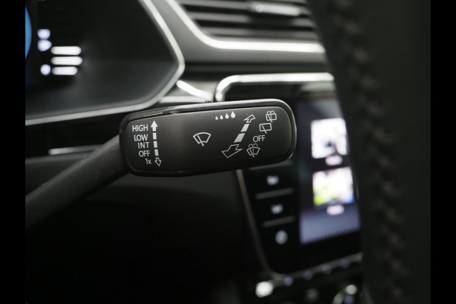 Škoda Superb Combi 1.4 TSI iV Laurin & Klement | Panoramadak | Leder | Trekhaak | Stoelkoeling | Massage | Canton | 360 | Memory