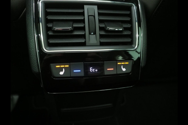 Škoda Superb Combi 1.4 TSI iV Laurin & Klement | Panoramadak | Leder | Trekhaak | Stoelkoeling | Massage | Canton | 360 | Memory