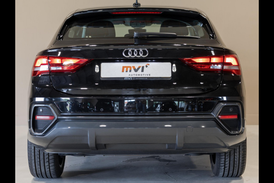 Audi Q3 Sportback 35 TFSI Business Edition / 150pk / Stuur verwarming / Dodehoek assistent / Automatische klimaatregeling /