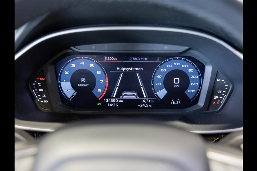 Audi Q3 Sportback 35 TFSI Business Edition / 150pk / Stuur verwarming / Dodehoek assistent / Automatische klimaatregeling /