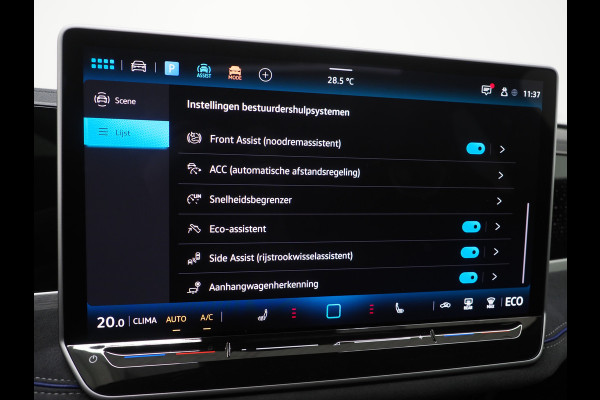 Volkswagen Passat Variant 1.5 eHybrid R-Line Edition | 5 Jaar Garantie | Panoramadak | Trekhaak | Massage | Camera | HUD | Sfeerlicht | Keyless